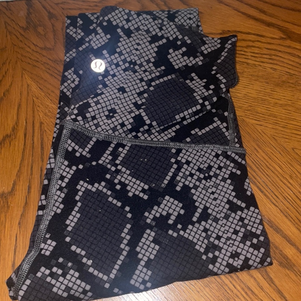 Lululemon capri
